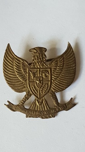Ancienne insigne broche - insigne,