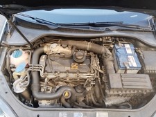 BXE MOTEUR COMPLET / 03G100098JV / 6638605 POUR VOLKSWAGEN GOLF V 1K1 2.0 TDI