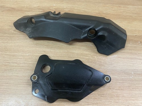 Paire cache plastique - de,