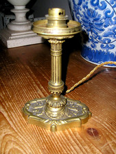LAMPE en BRONZE ANCIENNE