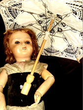 Petite Ombrelle de  Poupée en