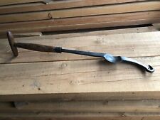 Ancien outil, Magnifique