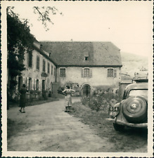 France, Chez un marchand de vin, 1952, Vintage silver print Vintage silver print