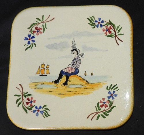Dessous plat faïence de - dessous,