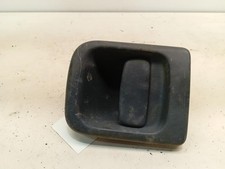 Poignee porte avant droit
