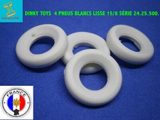 DINKY TOYS  4 PNEUS BLANCS