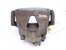 Etrier de frein avant droit