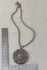 Ancien collier avec médaille / pendentif, Napoléon I, en métal argenté