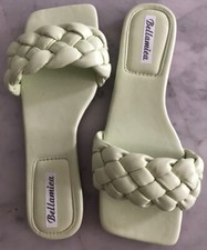 Mules claquettes forme Carré