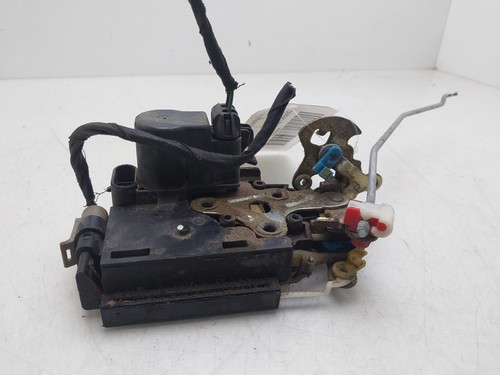 7121008021 serrure avant droit