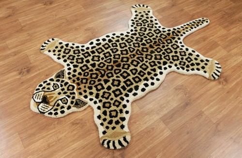 Tapis léopard 2x3 pieds - , fait