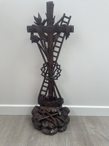 Ancienne grande croix crucifix