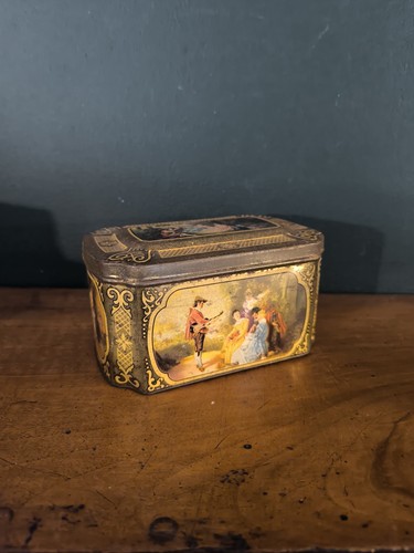 Ancienne boîte métal - ,
