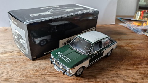 Minichamps bmw 1802 - minichamps, 1/18