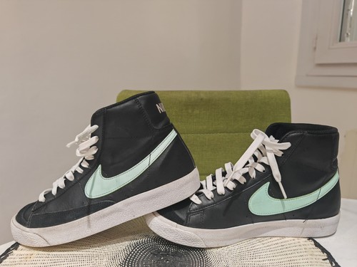 Nike baskets montantes - 🌹,