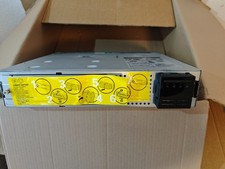 APC Smart-UPS SMT750RMI2UC 750VA Rack 2U, 4x IEC – Couvercle avant manquant