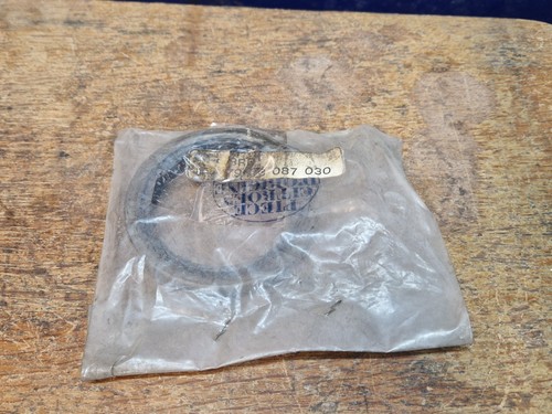 Nos joint spi - nos,