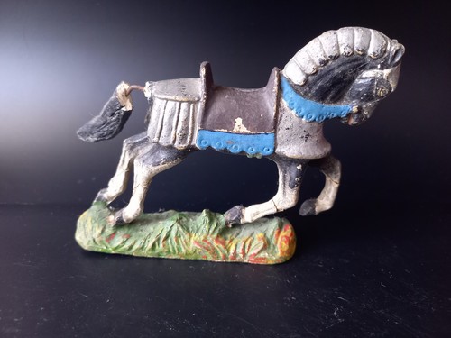 Rare medieval durso horse - durso,