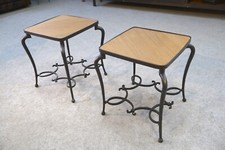 Paire de tables d'appoint en