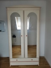 Chambre à coucher 3 meubles beiges adolescents fille excellente état.