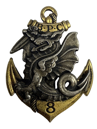 Bataillon de parachutistes - de,