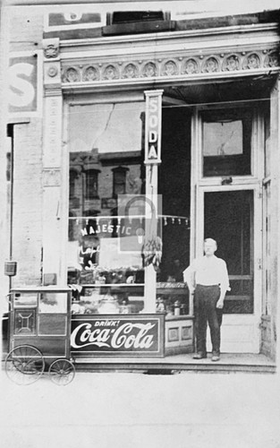 Majestic soda fountain - fountain, store