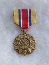 Une médaille commémorative