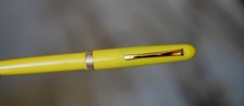 MAGNIFIQUE STYLO BILLE OMAS EXTRA RESINE JAUNE & PL. OR 18 CARATS - RARE VERSION