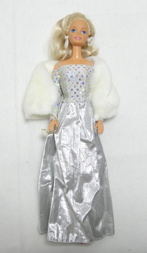 Poupee barbie avec robe - poupee,