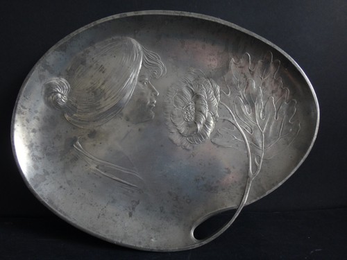 Plateau art nouveau - , profil