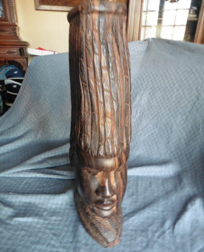Ancienne sculpture tête - ancienne,