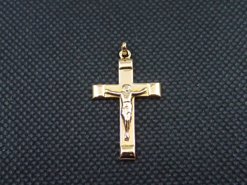 Croix avec christ jaune - croix,
