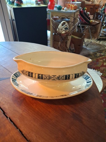 Saucière ancienne longchamp - saucière,
