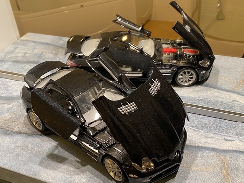 Miniature maisto mercedes - miniature,