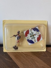 Hachette Soldat de plomb porte drapeau 83e demi-brigade de bataille 1795-1796