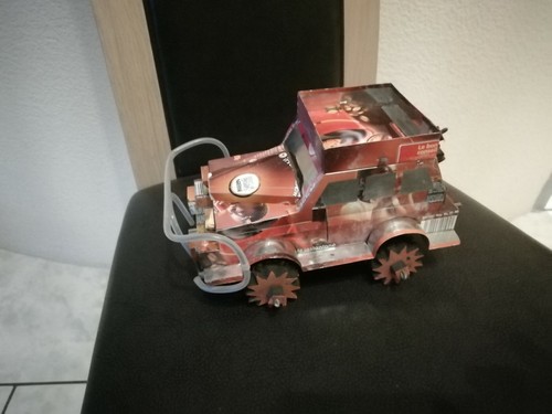 Voiture 4x4 fait main - voiture,