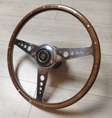 Volant bois motolita - volant,