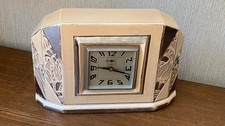 PENDULE EN FAIENCE ART DECO