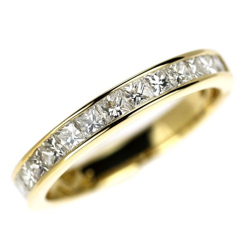 Bague diamant taille princesse