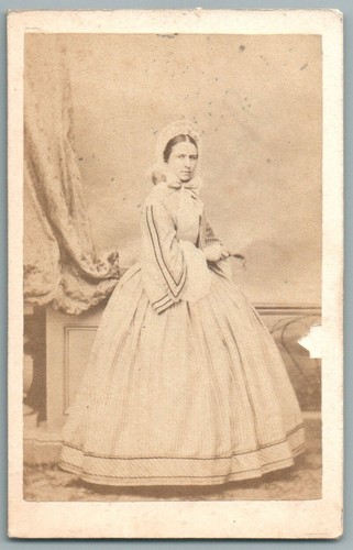 Cdv 1865 autriche femme - femme, robe