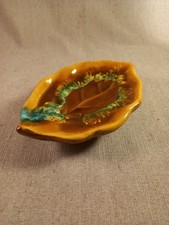 Vide poche décoratif en forme de feuille style Vallauris, coupelle en céramique