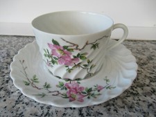 1 TASSE AVEC SOUCOUPE LIMOGES HAVILAND TORSE EGLANTINE FLEURS ROSES