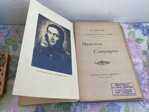 Ancien livre vie militaire - livre,