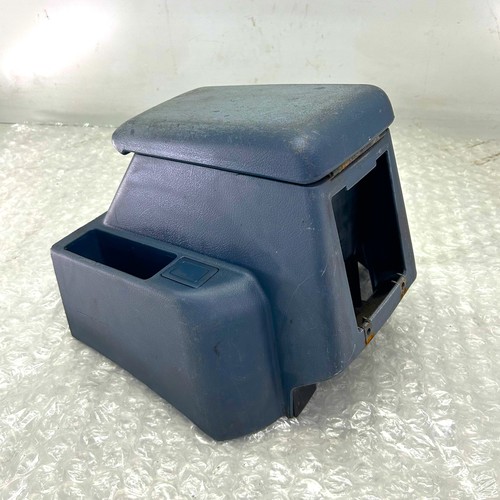Rear floor console - rear,