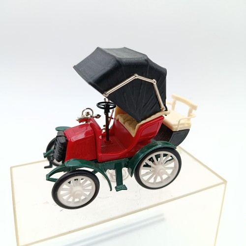 Voiture ancienne miniature - ,