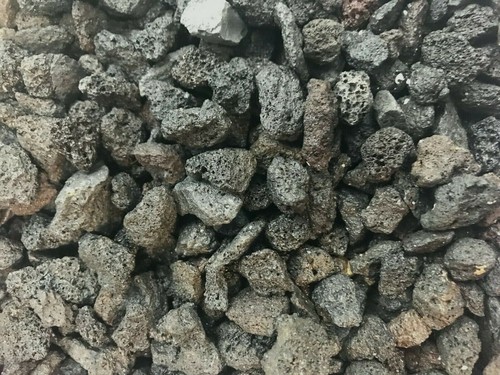 100 lave noire - , pierre