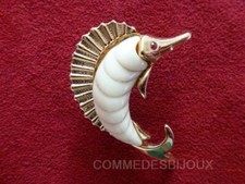 Broche "Espadon" Résine Blanc Crème 80's Poisson Océan Mer - Bijoux pur Vintage