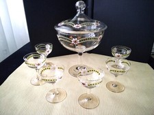 Ancien service pour fruits à