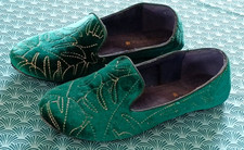 BOUCHARA  CHAUSSONS BRODES POUR FEMME VELOURS VERT/OR  T 39  NEUVES