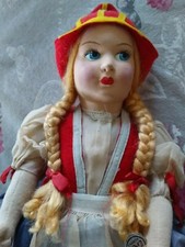 Ancienne poupée feutre et